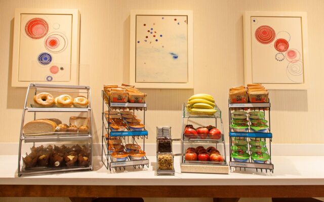 Holiday Inn Express and Suites Fisherman's Wharf by IHG