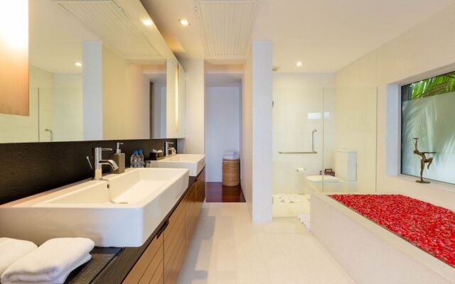 Surin Beach Luxury Villa