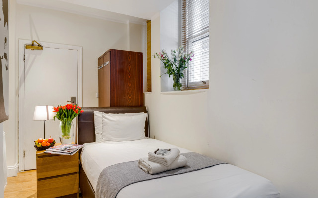 1 Lexham Gardens Hotel