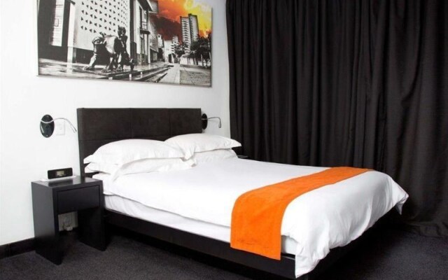 EasyHotel Johannesburg CBD