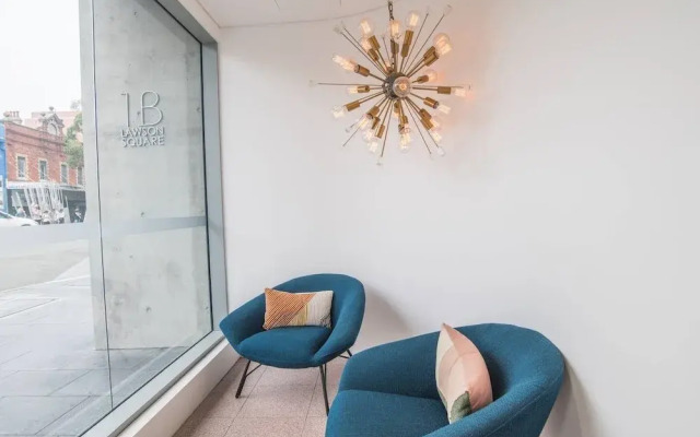 Home With Convenient Location! Close to Train&cbd