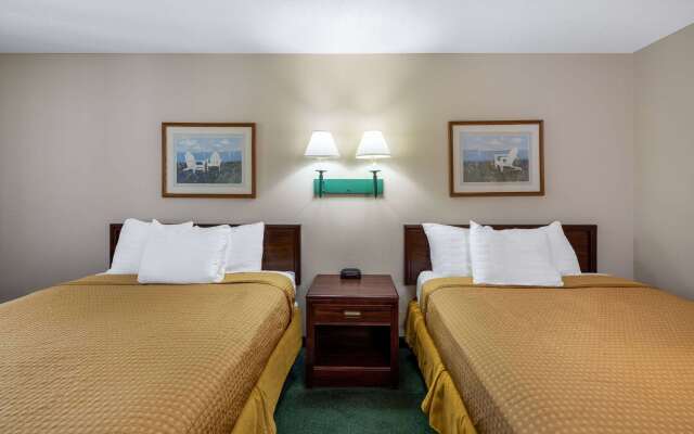 Travelodge by Wyndham Spirit Lake/Okoboji