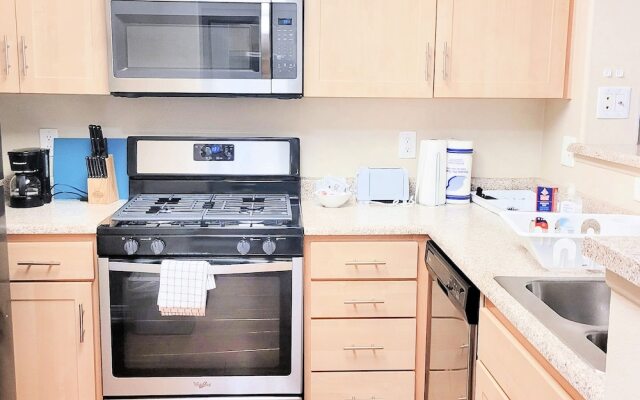 Lovely Apartments at Fullerton