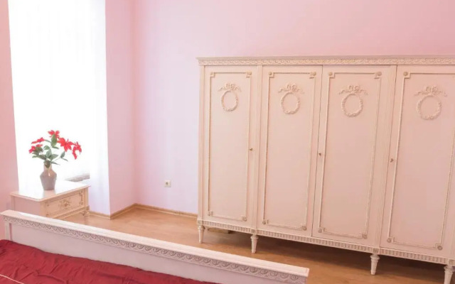 Downtown Guest House on Tabukashvili