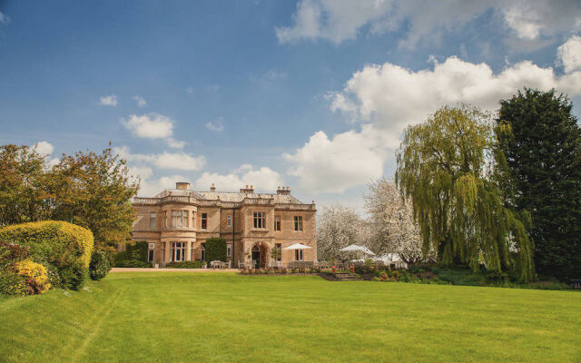Wadenhoe House