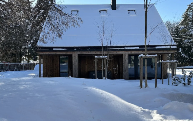 Villa With Fireplace in Cerny Dul