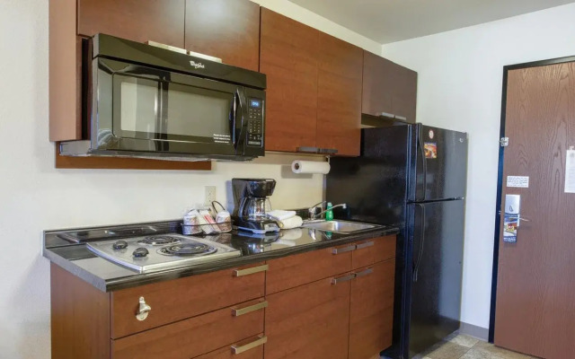 My Place Hotel - Bismarck, ND