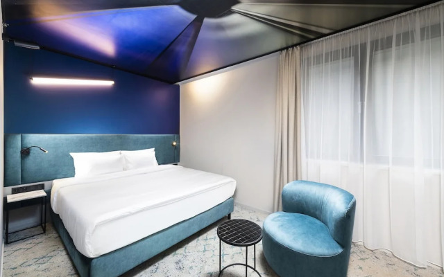 Three Corners Downtown Hotel