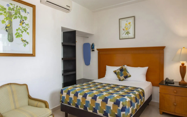 Hotel Embajadores