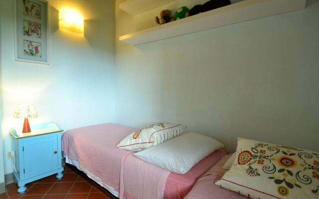 Amazing Farmhouse in Montecatini Terme with Hot Tub