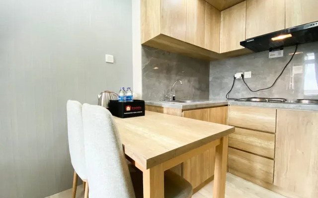 Simply Look And Comfort 1Br Vasanta Innopark Apartment