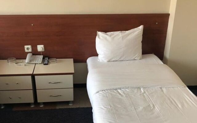 Huzur Otel