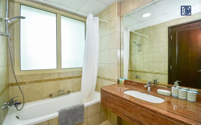 Furnished studio with balcony in Marina -JMI