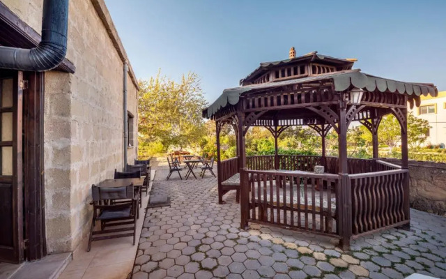 Revakll Ev Guest House