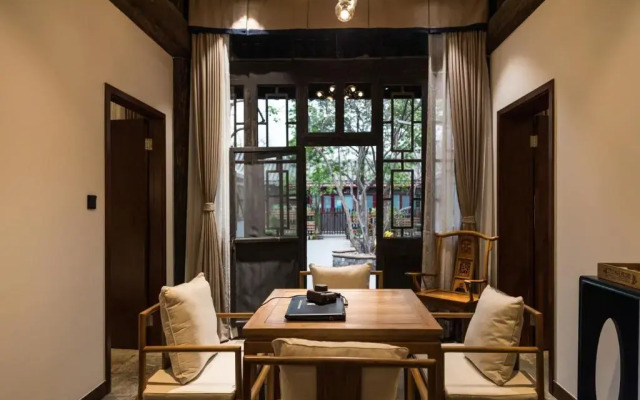 Courtyard Guesthouse