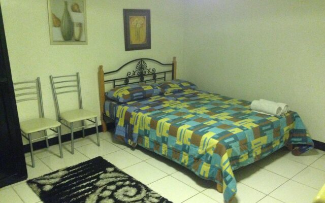 Khalinirah Guest House