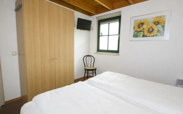Cozy Holiday Home with Dishwasher near Meppel - Hotel in Hardenberg - Photo 3