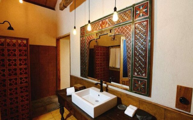 Desa Alamanis Resort Vila