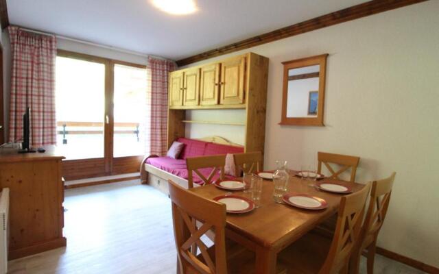 Appartement Lanslebourg-Mont-Cenis, 3 pièces, 6 personnes - FR-1-508-97