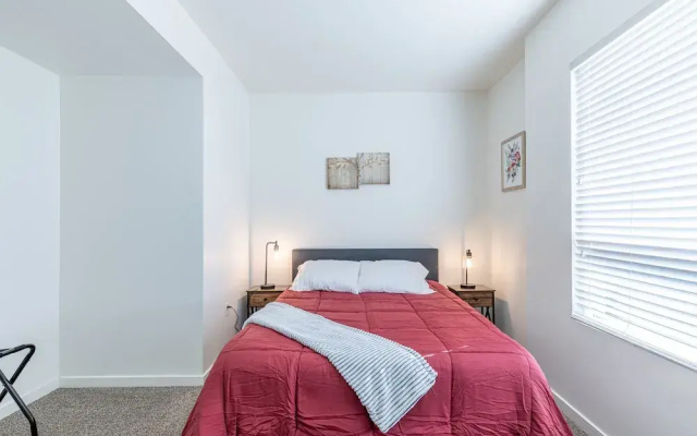 Modern 2br Apartment On Gordon St Hollywood 2 Bedroom Apts by RedAwning