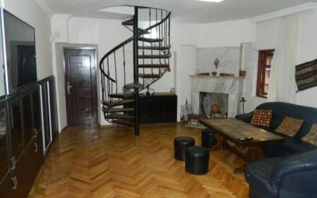 Batumi Golden Fish Bakuri