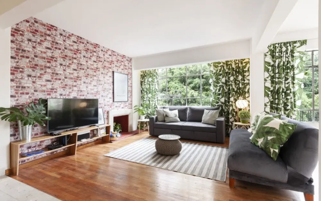 Greenery Urban Flat