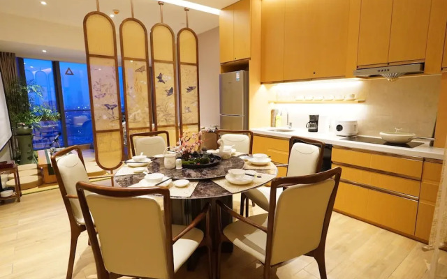 Interact China Fine Condo - Novotown