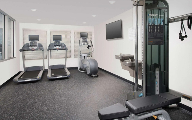 WoodSpring Suites Seattle Redmond