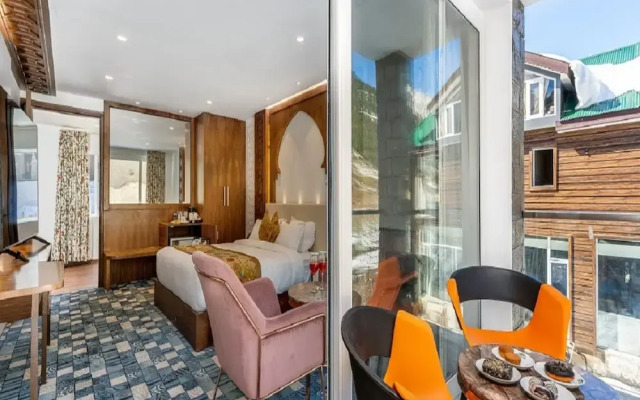 Hotel Snowland Sonmarg