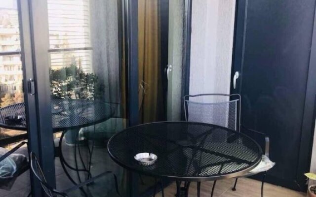 Sols M2 White Modern Apartments