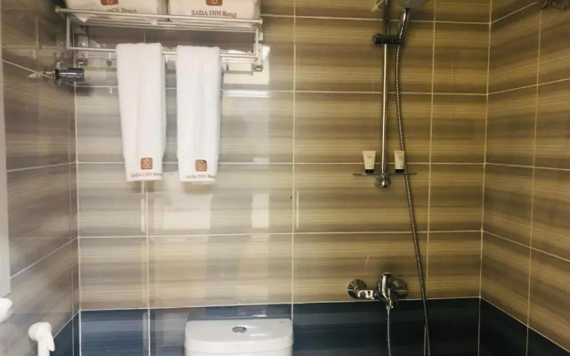 Season Inn Hotel