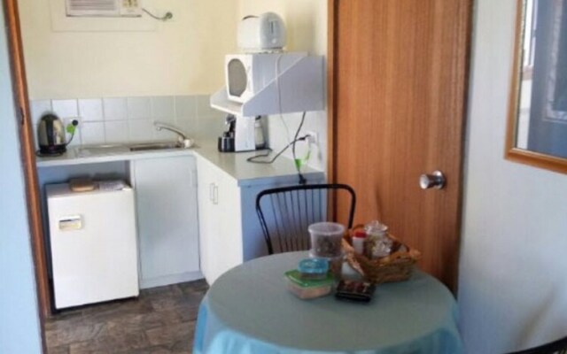 Milang Lakes Motel