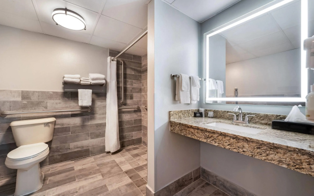 AmericInn by Wyndham Wisconsin Dells