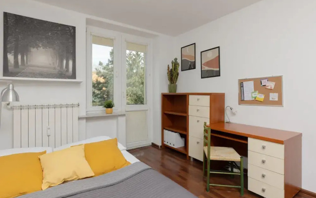 Warsaw Airport Apartment by Renters