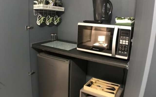The Minimalist studio on the bay