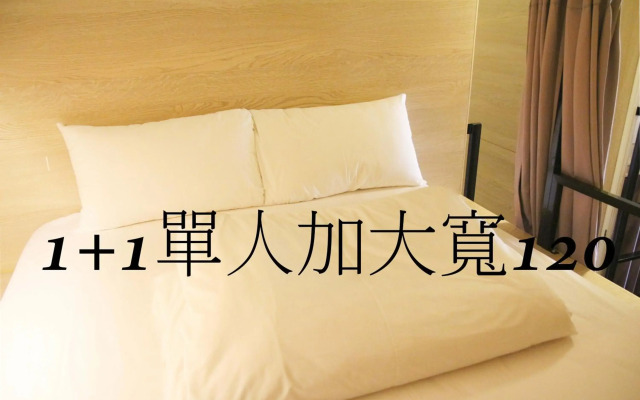 StarBox Hostel