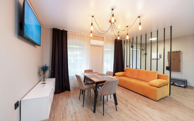 Апартаменты на улице Крайнего 37