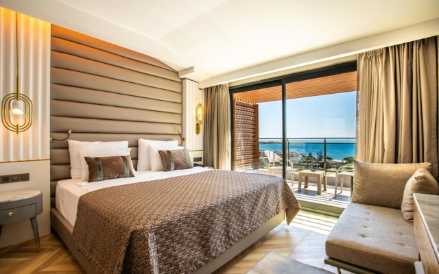 Alexia Resort & Spa