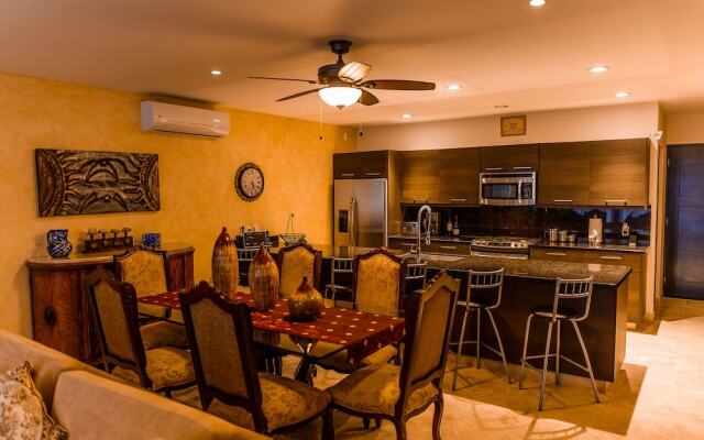 Cascadas de Pedregal Cascadas 405 - 2 Br condo