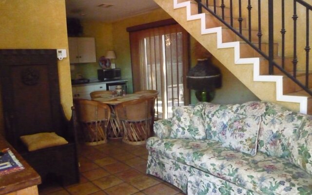 Woodland Hills Calabasas Guest Houses