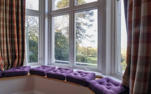 Plas Y Bryn Manor Hotel