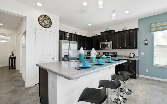 1287YC - West Haven Gated Community