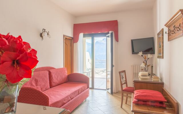 Village Hotel Lucia