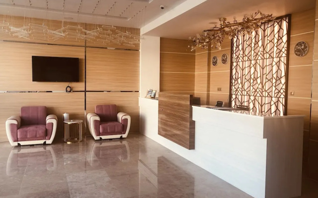 Seasons Hotel Barka