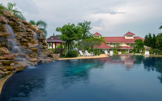 Lake Villa Resort