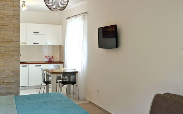 Nice Studio Apartment , Near the Beach