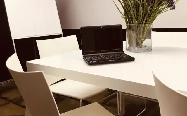 City Boutique Hotel