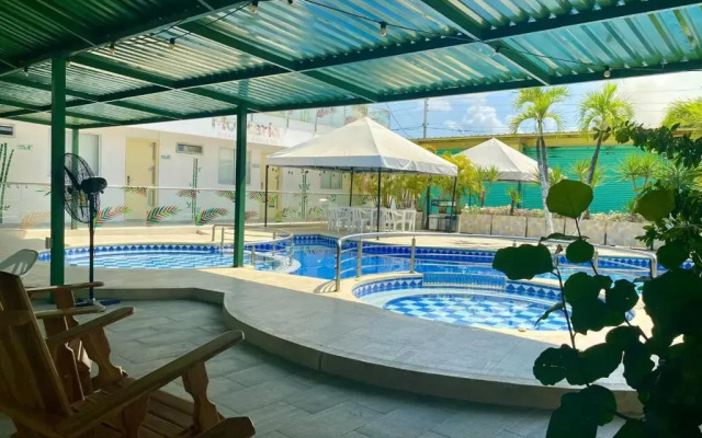 Hotel Calarca Club