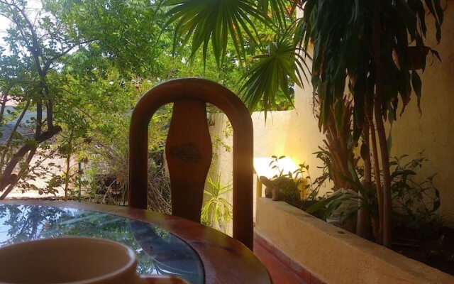 "room in Guest Room - Padrino's Hostal La Paz Full House"