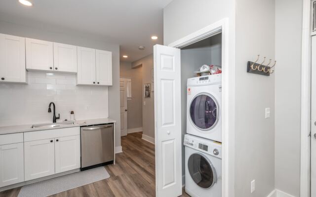 The Luxe Spot Suites